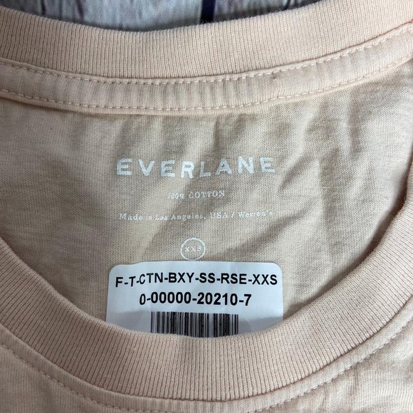 Everlane Women's Light Peach Pocket T-Shirt - Picture 2 of 2